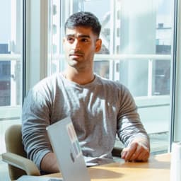 A profile image of Vishnu Chopra