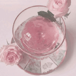 A profile image of Willow Clarke