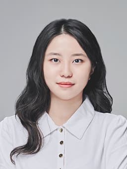 A profile image of YUNA